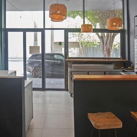 The Rhino Hotel & Apartments ケープタウン エクステリア 写真