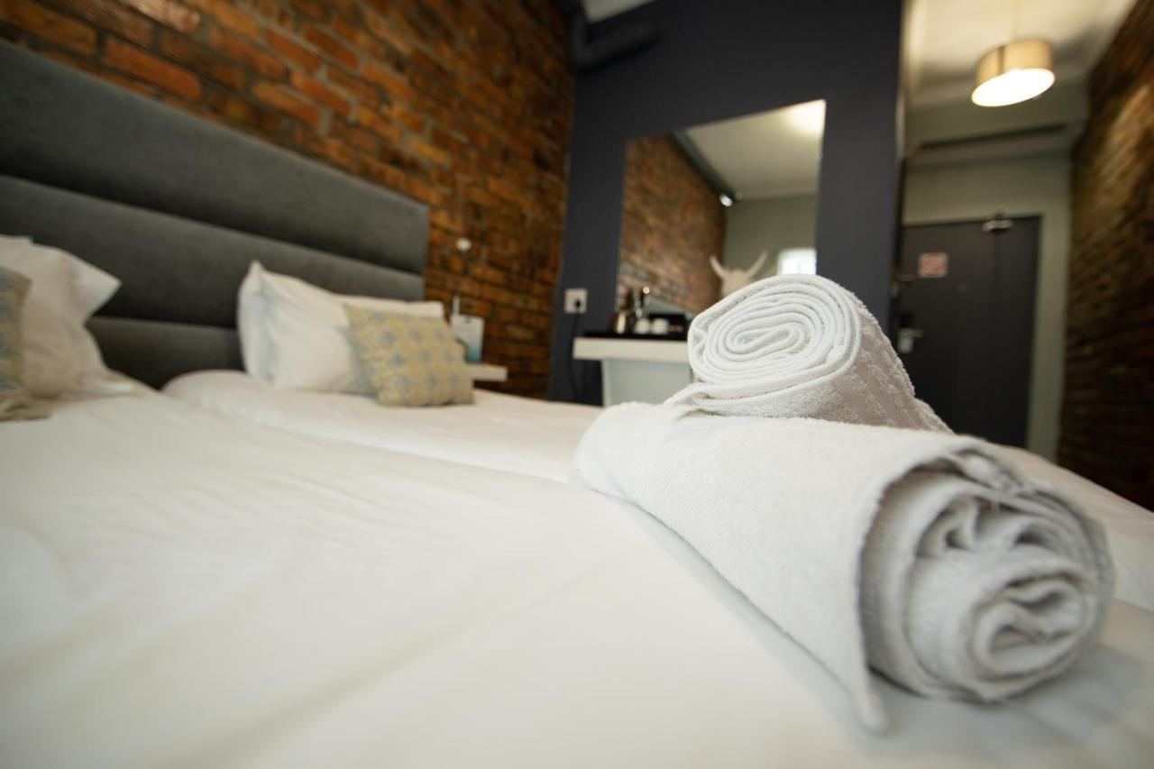 The Rhino Hotel & Apartments ケープタウン エクステリア 写真