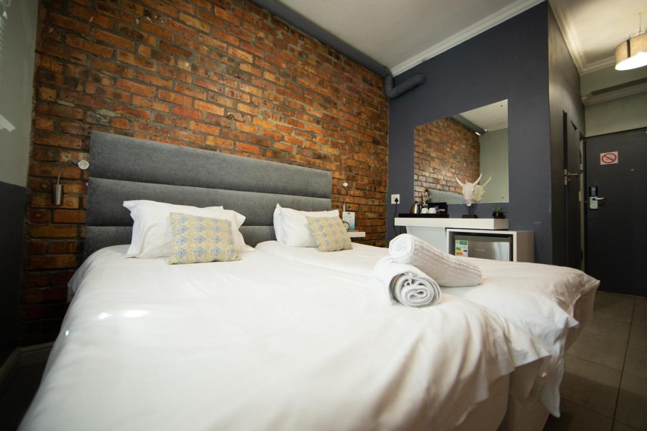The Rhino Hotel & Apartments ケープタウン エクステリア 写真