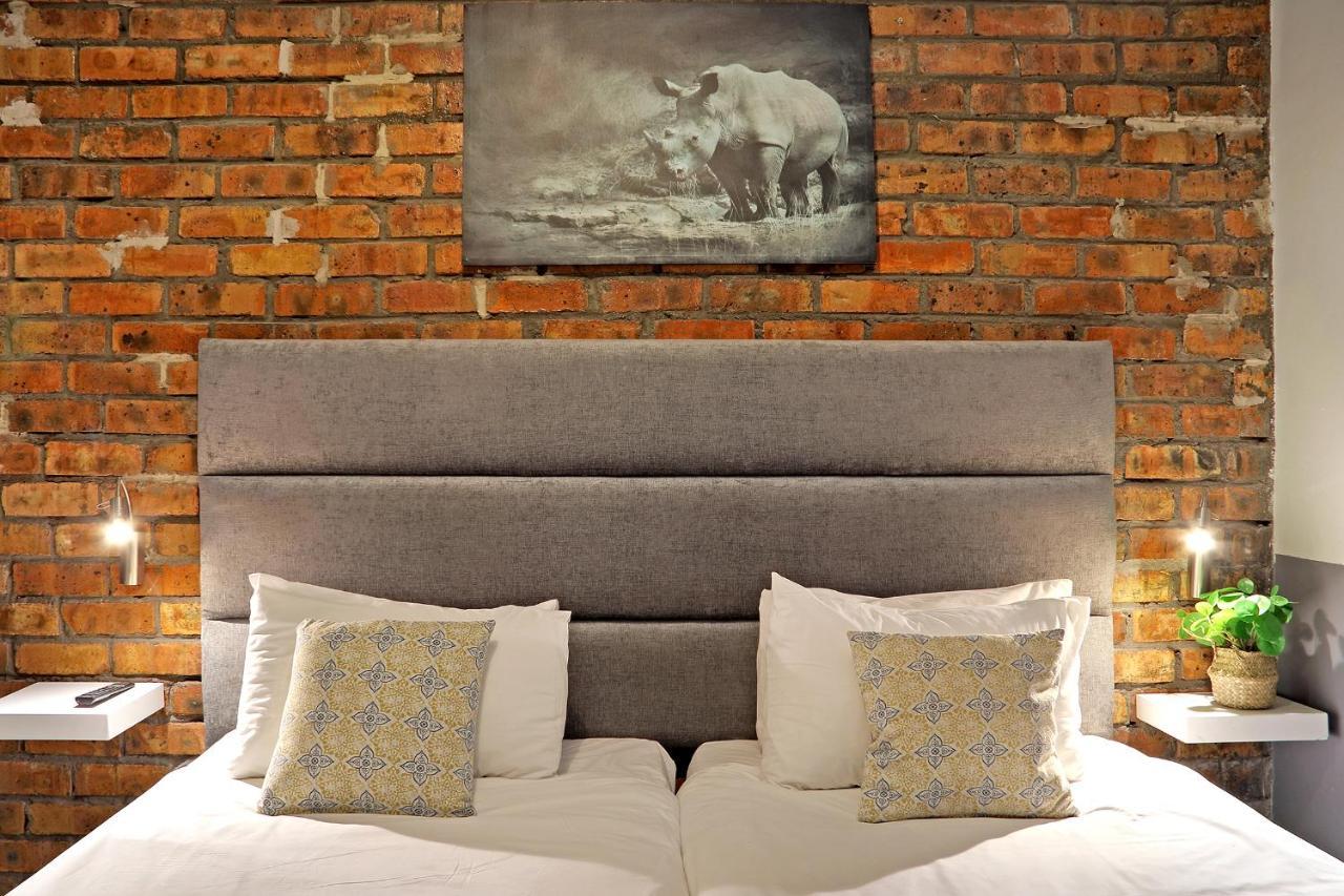 The Rhino Hotel & Apartments ケープタウン エクステリア 写真