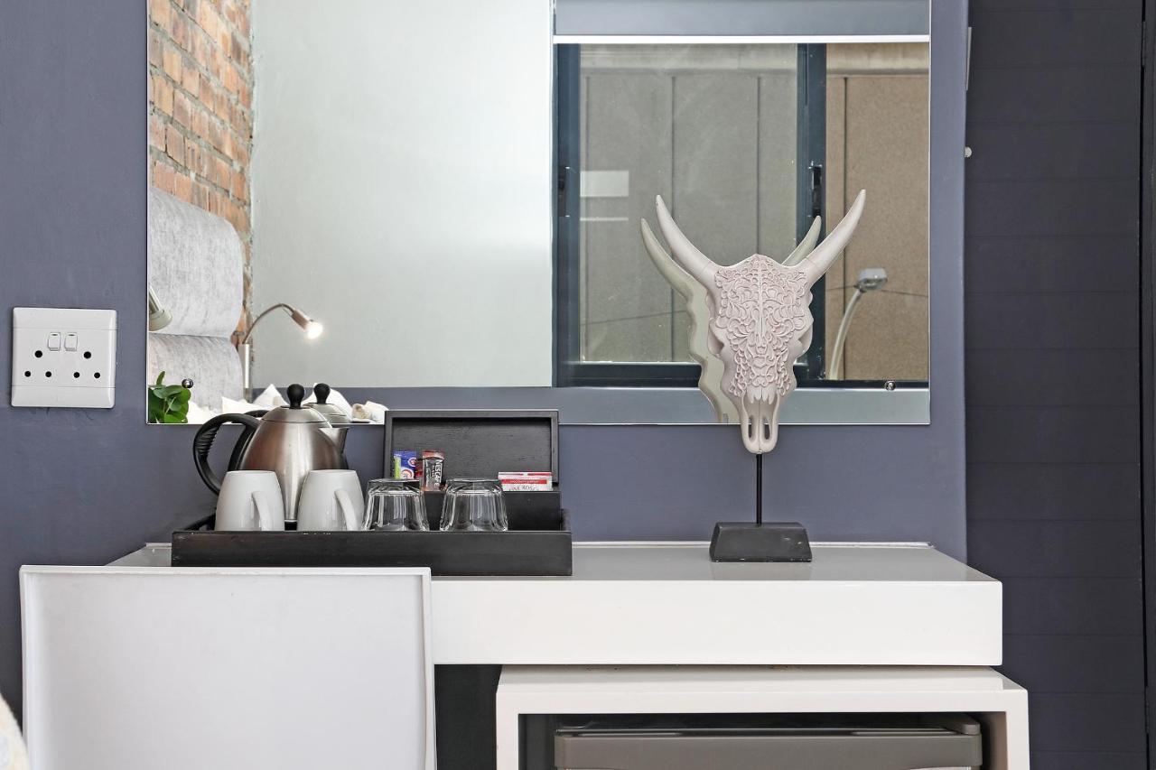 The Rhino Hotel & Apartments ケープタウン エクステリア 写真