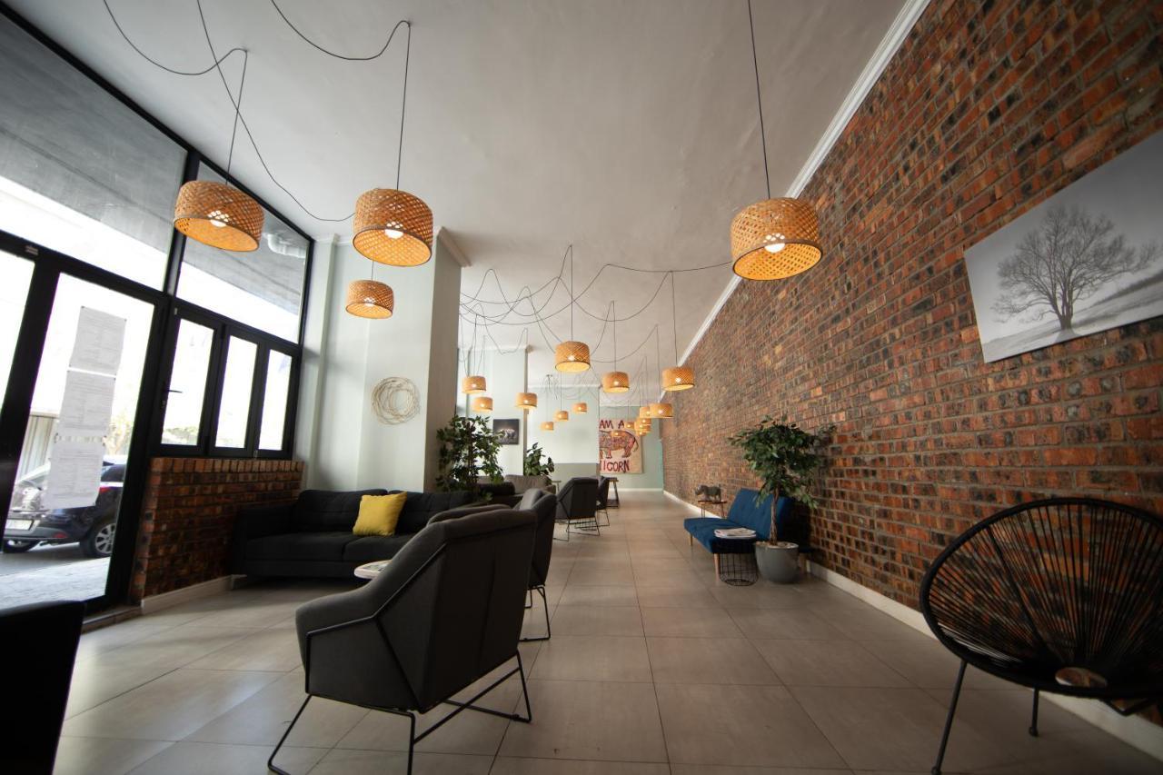 The Rhino Hotel & Apartments ケープタウン エクステリア 写真