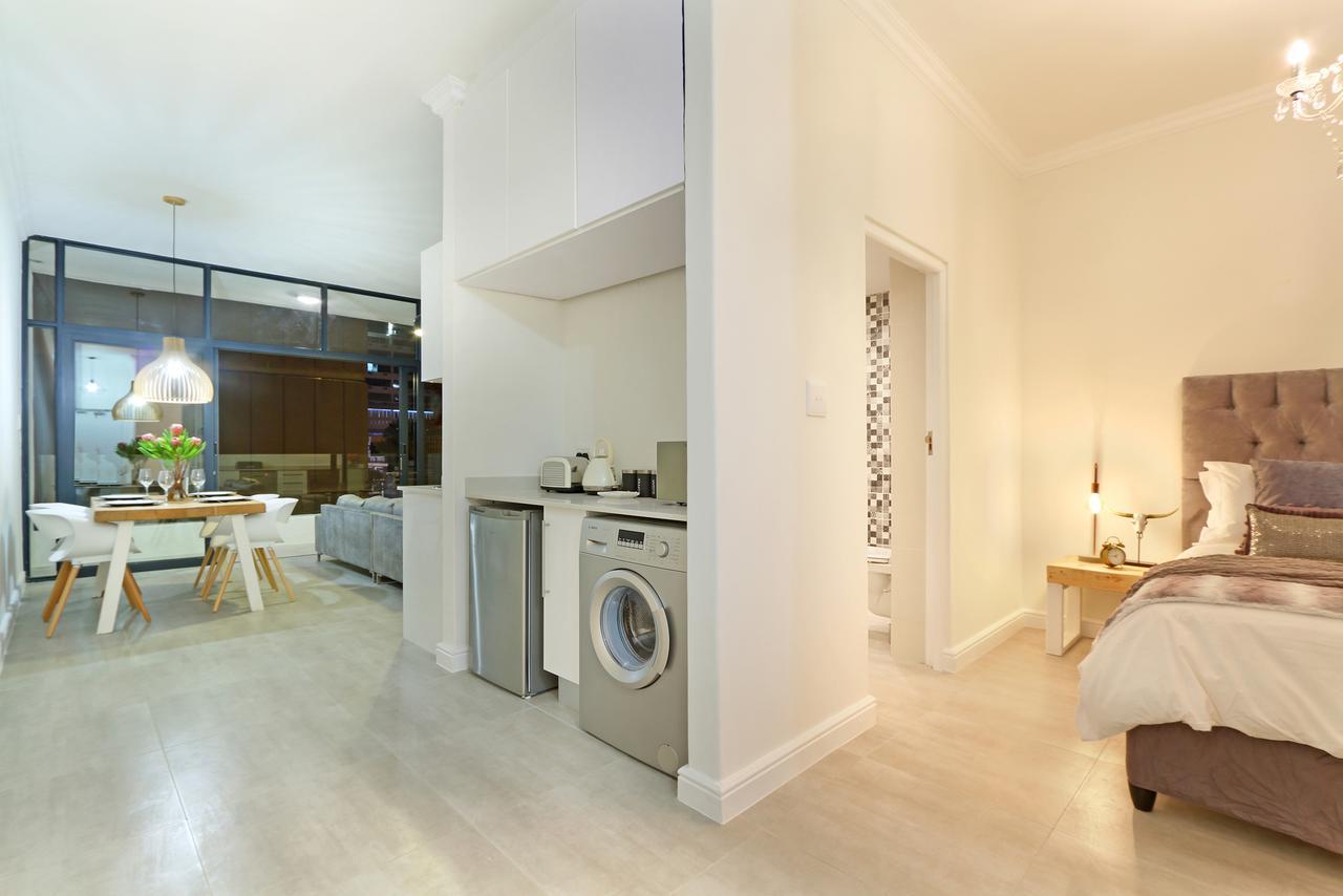 The Rhino Hotel & Apartments ケープタウン エクステリア 写真