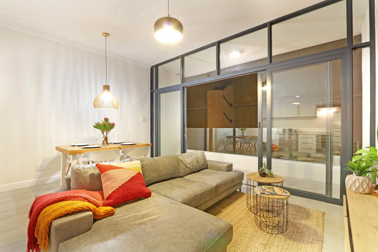 The Rhino Hotel & Apartments ケープタウン エクステリア 写真